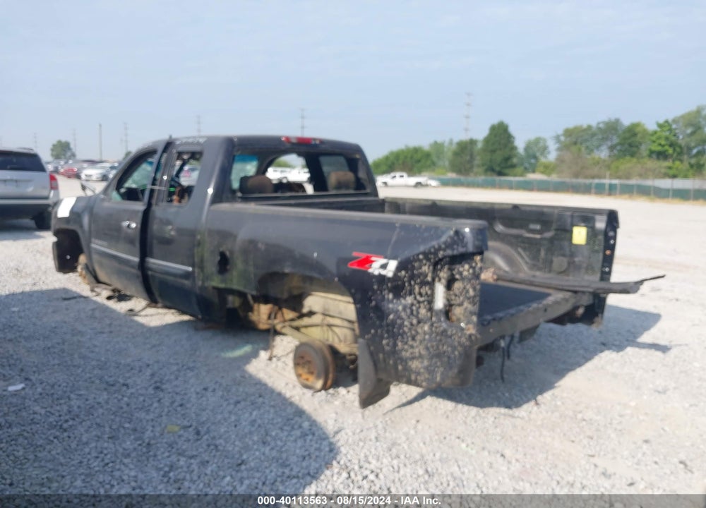 2013 CHEVROLET SILVERADO 1500 VIN: 1GCRKSE76DZ302557