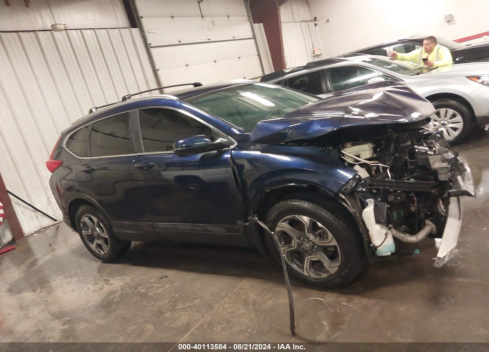 2018 HONDA CR-V EX-L VIN: 7FARW2H88JE020581