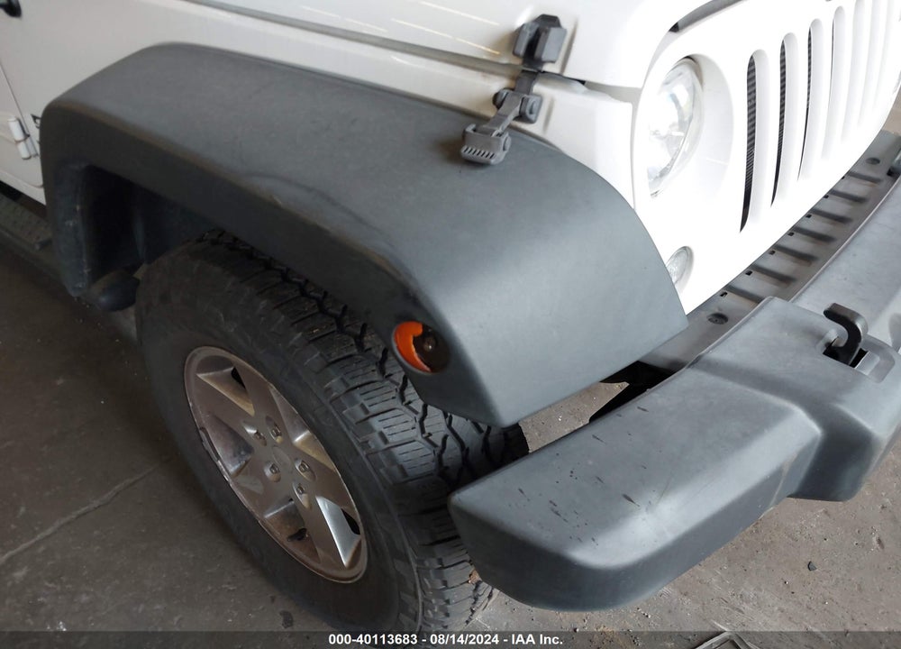2015 JEEP WRANGLER UNLIMITED SPORT VIN: 1C4BJWDG5FL509542