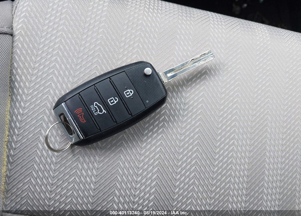 2020 KIA SPORTAGE LX VIN: KNDPM3AC6L7742122