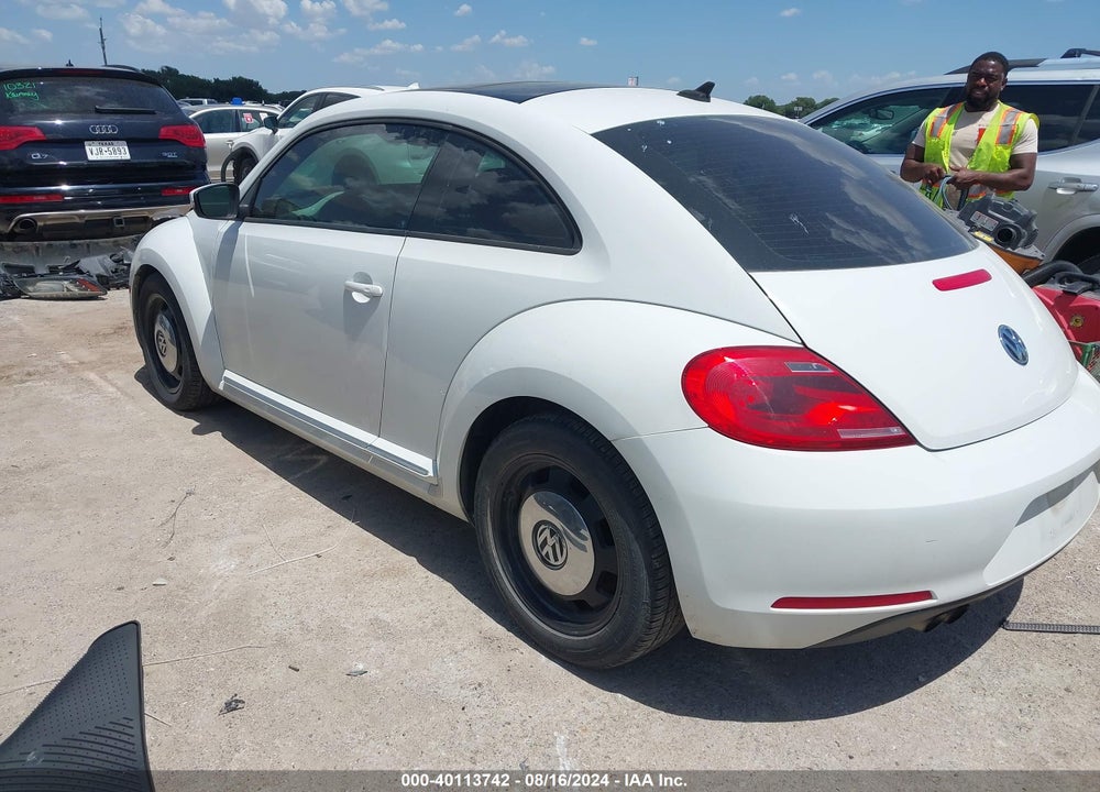 2015 VOLKSWAGEN BEETLE 1.8T VIN: 3VWJ07AT9FM620709