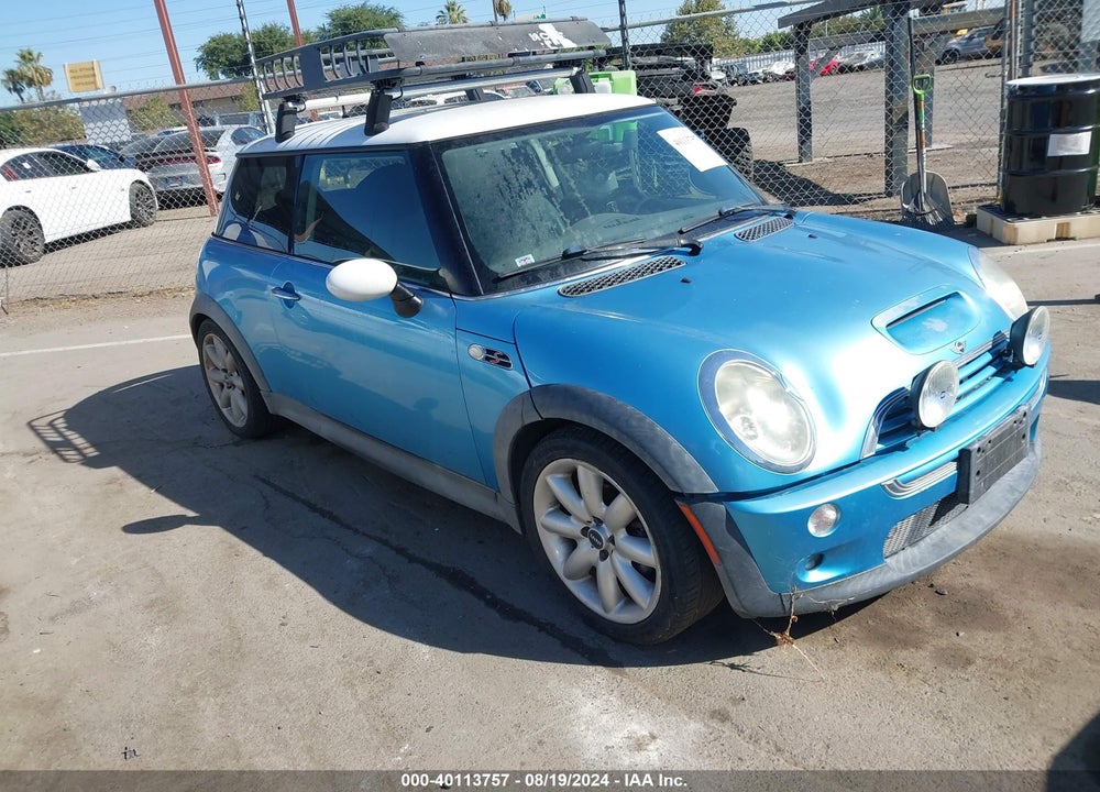 2002 MINI COOPER S VIN: WMWRE33452TD50296
