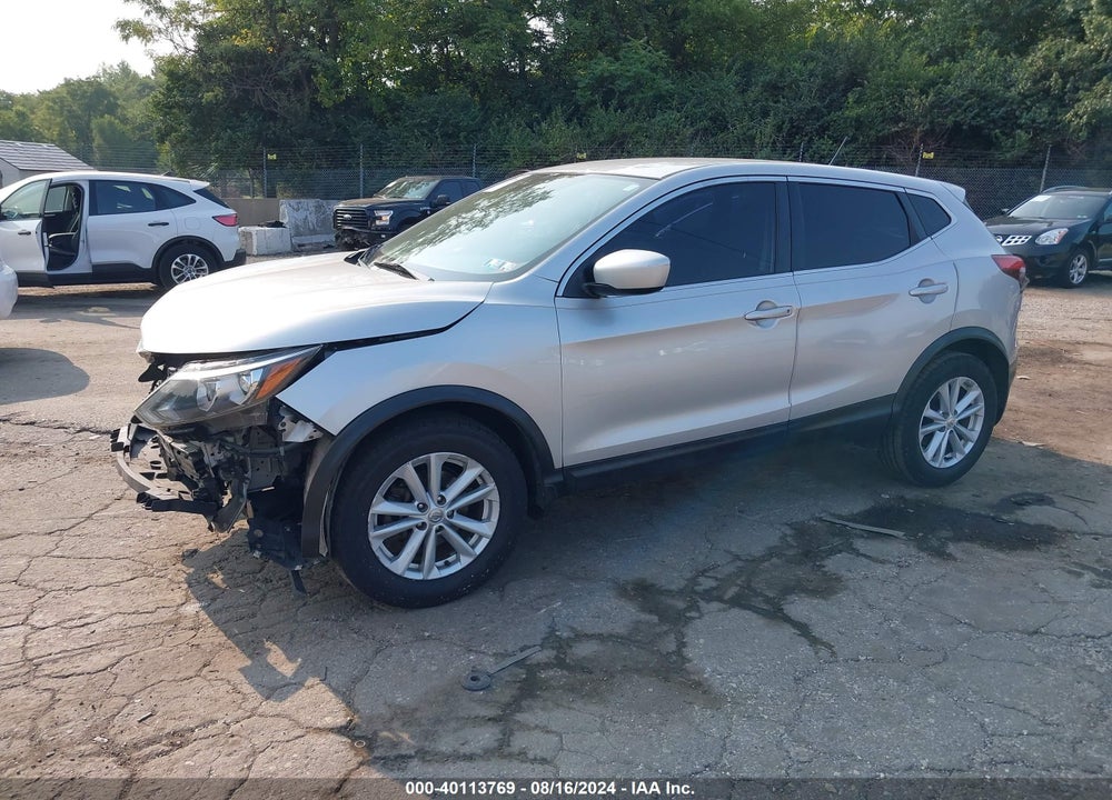 2017 NISSAN ROGUE SPORT S VIN: JN1BJ1CP7HW019130
