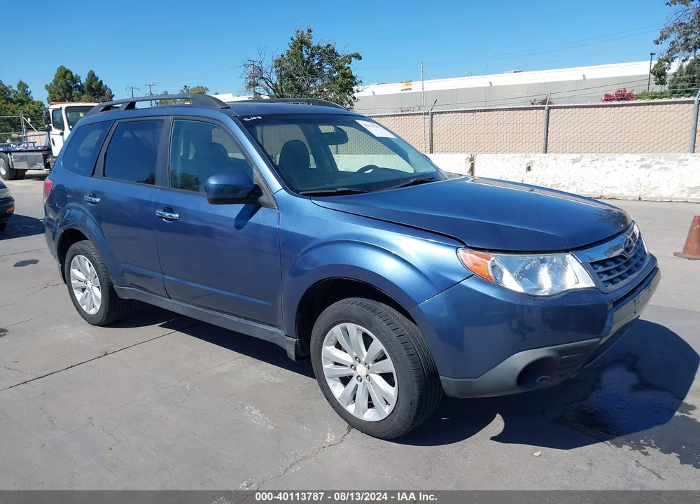 2011 SUBARU FORESTER 2.5X PREMIUM VIN: JF2SHADC3BH757640