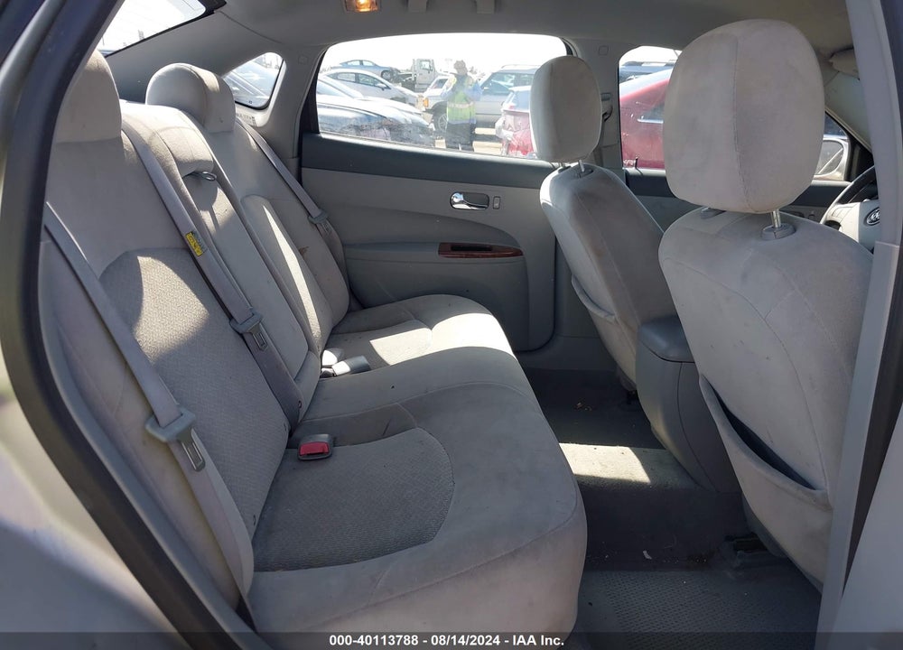 2005 BUICK LACROSSE CX VIN: 2G4WC532051328277
