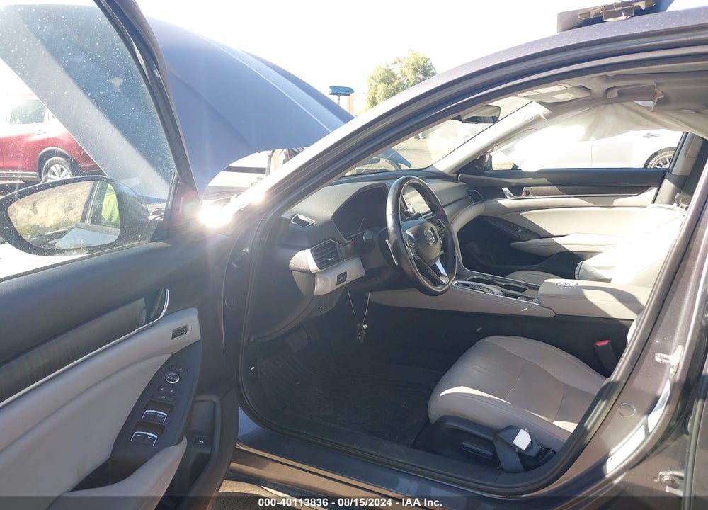 2018 HONDA ACCORD EX-L 2.0T VIN: 1HGCV2F61JA040767