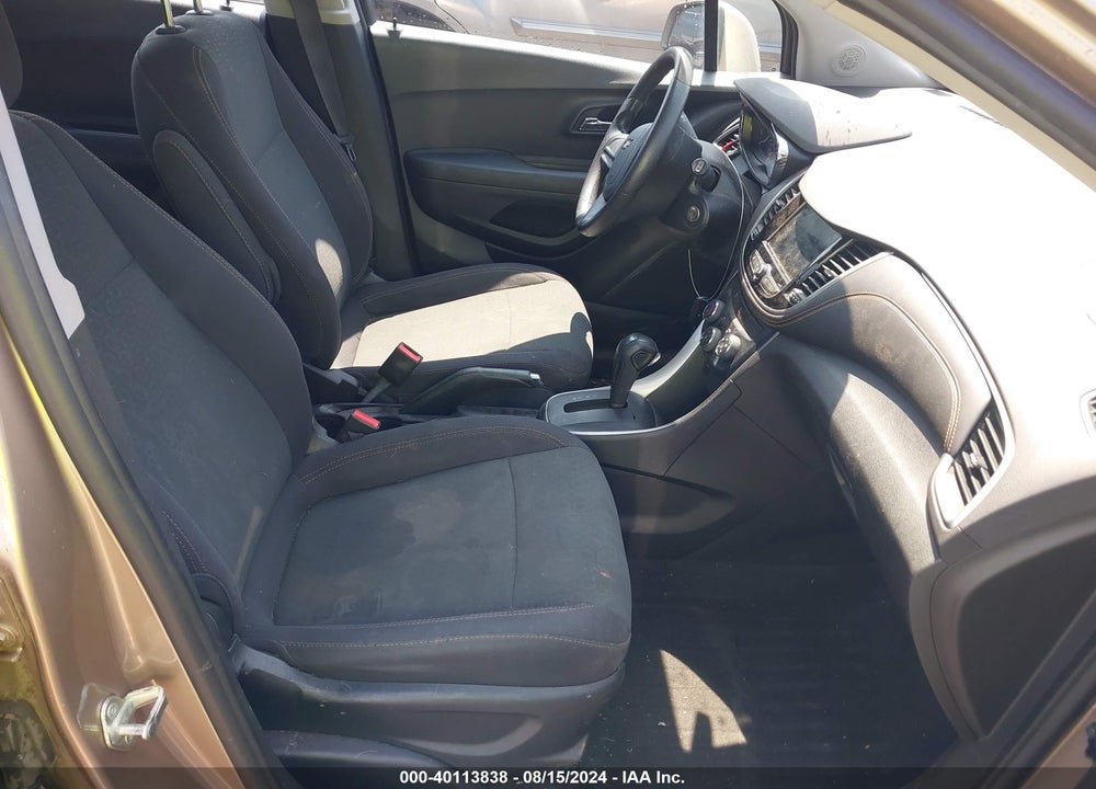 2018 CHEVROLET TRAX LS VIN: 3GNCJNSB8JL415066