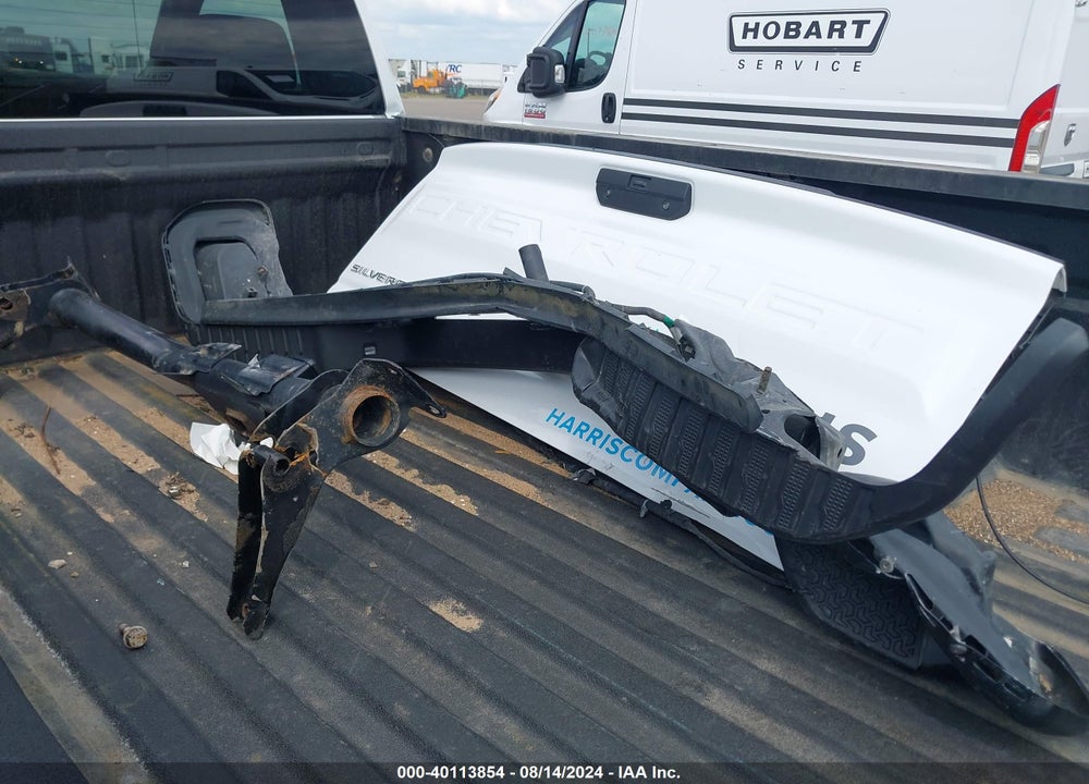 2021 CHEVROLET SILVERADO 1500 4WD REGULAR CAB LONG BED WT VIN: 3GCNYAEF2MG180391