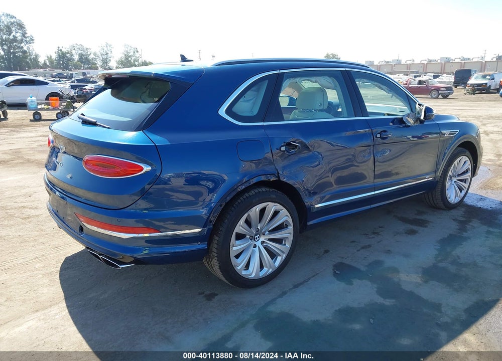 2021 BENTLEY BENTAYGA FIRST EDITION/V8 VIN: SJAAM2ZV4MC035777