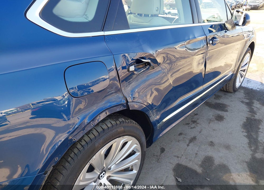 2021 BENTLEY BENTAYGA FIRST EDITION/V8 VIN: SJAAM2ZV4MC035777