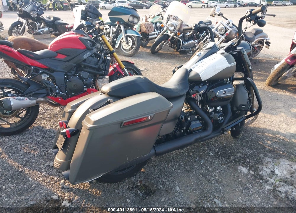 2018 HARLEY-DAVIDSON FLHRXS VIN: 1HD1KVC1XJB650524