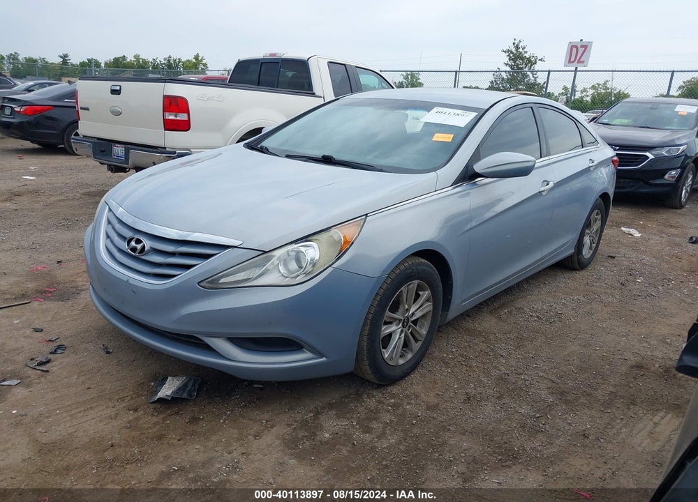 2013 HYUNDAI SONATA GLS VIN: 5NPEB4AC4DH674323