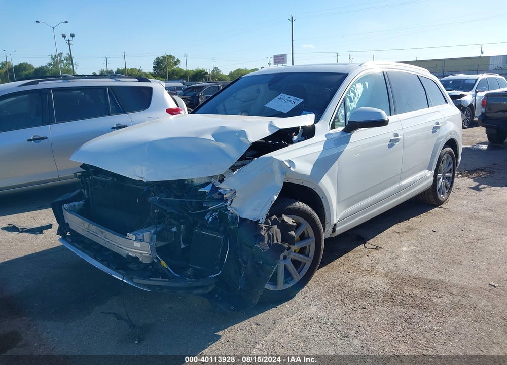 2017 AUDI Q7 3.0T PREMIUM VIN: WA1VAAF7XHD035527