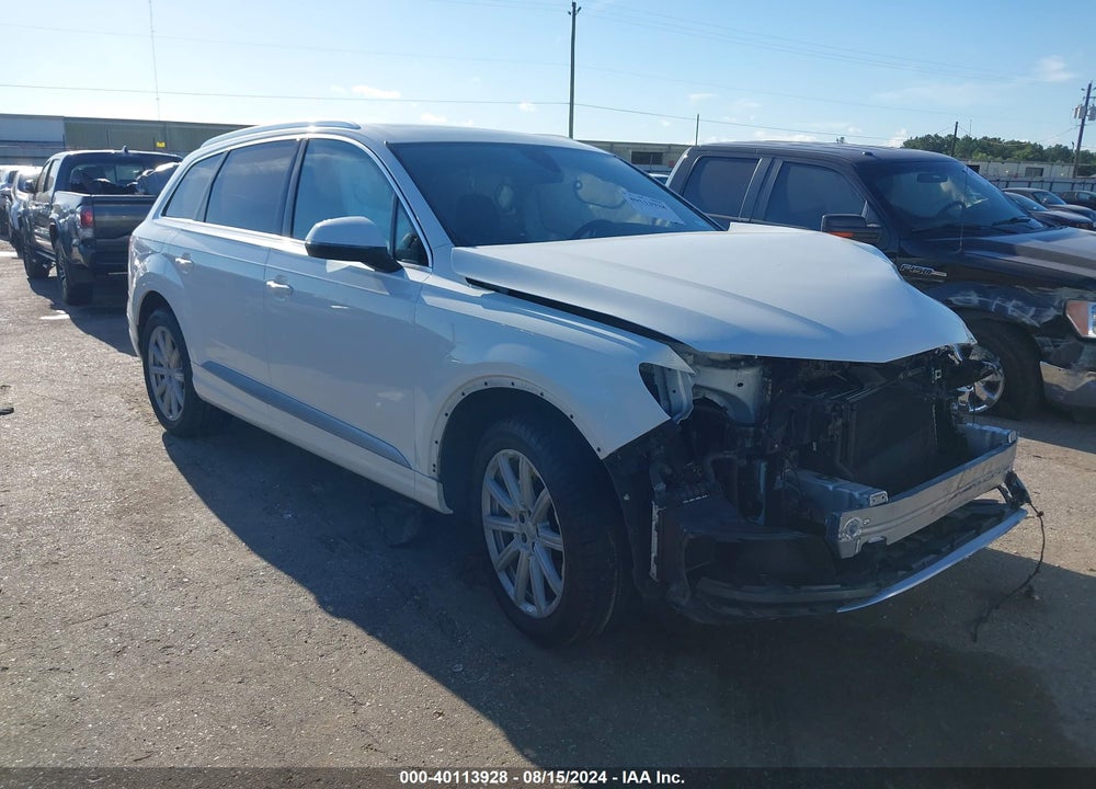 2017 AUDI Q7 3.0T PREMIUM VIN: WA1VAAF7XHD035527