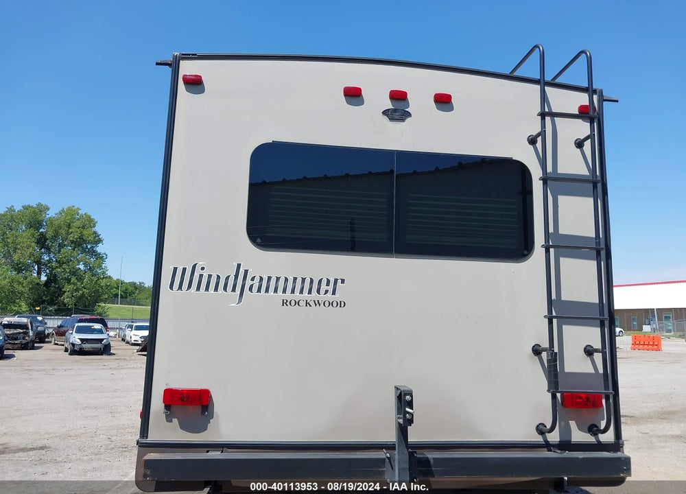 2015 FOREST RIVER ROCKWOOD WINDJAMMER VIN: 4X4TRLF24F1863586