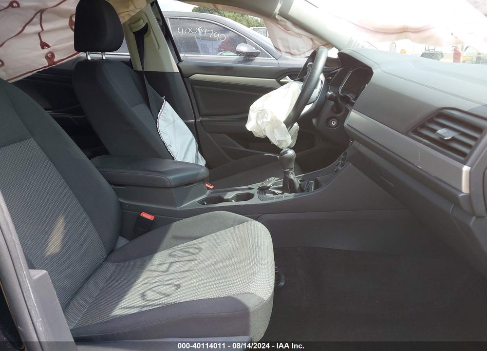 2019 VOLKSWAGEN JETTA 1.4T S VIN: 3VWN57BU9KM119713