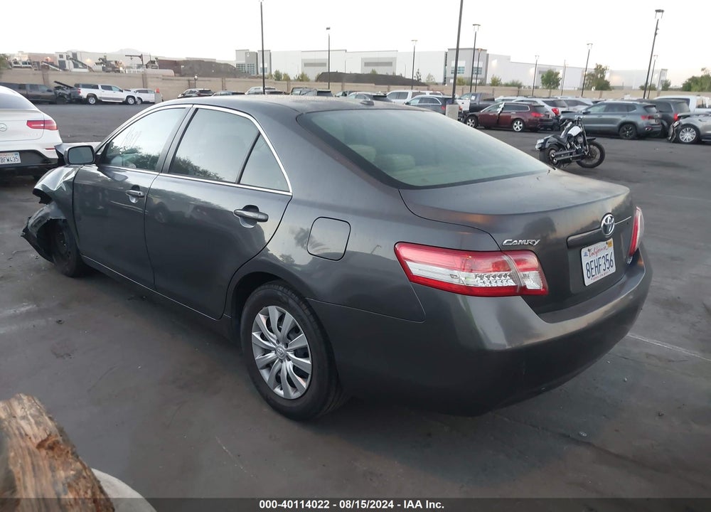 2011 TOYOTA CAMRY LE VIN: 4T1BF3EK8BU590488