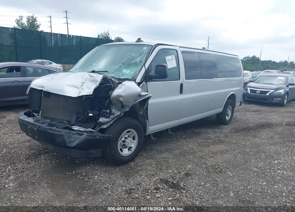 2020 CHEVROLET EXPRESS PASSENGER RWD 3500 EXTENDED WHEELBASE LS VIN: 1GAZGNFP7L1261315