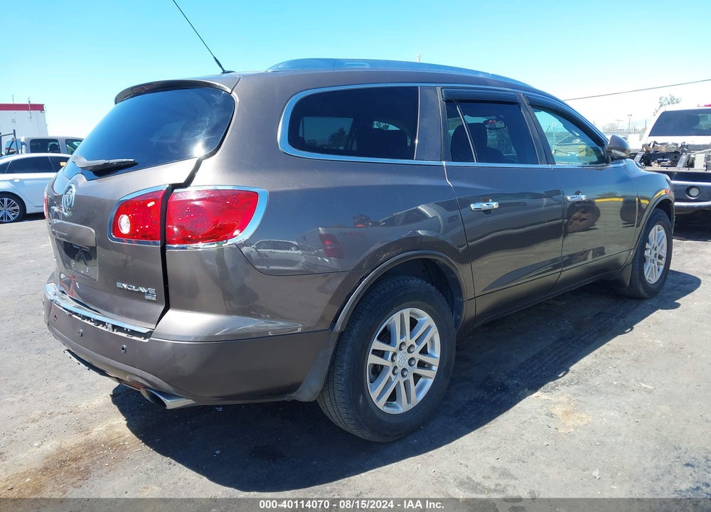 2008 BUICK ENCLAVE CX VIN: 5GAER137X8J166026