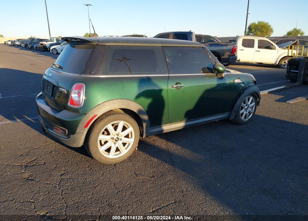 2013 MINI HARDTOP COOPER S VIN: WMWSV3C59DT389368