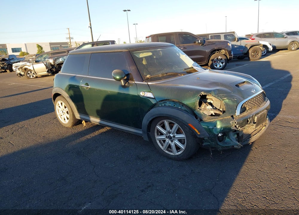 2013 MINI HARDTOP COOPER S VIN: WMWSV3C59DT389368