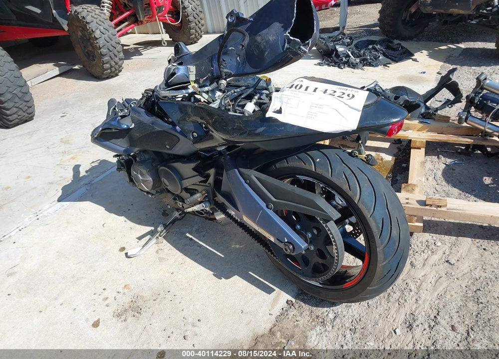 2008 BUELL 1125 R VIN: 4MZHL04D783B03089