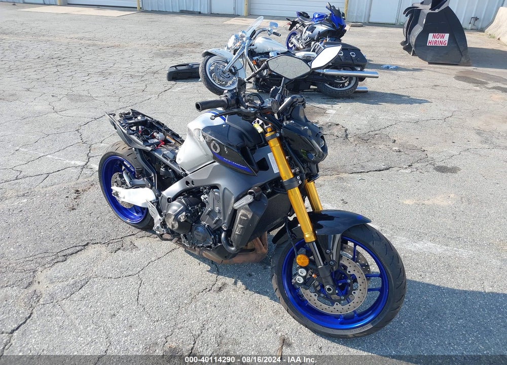 2023 YAMAHA MT09 D VIN: JYARN72E8PA001620