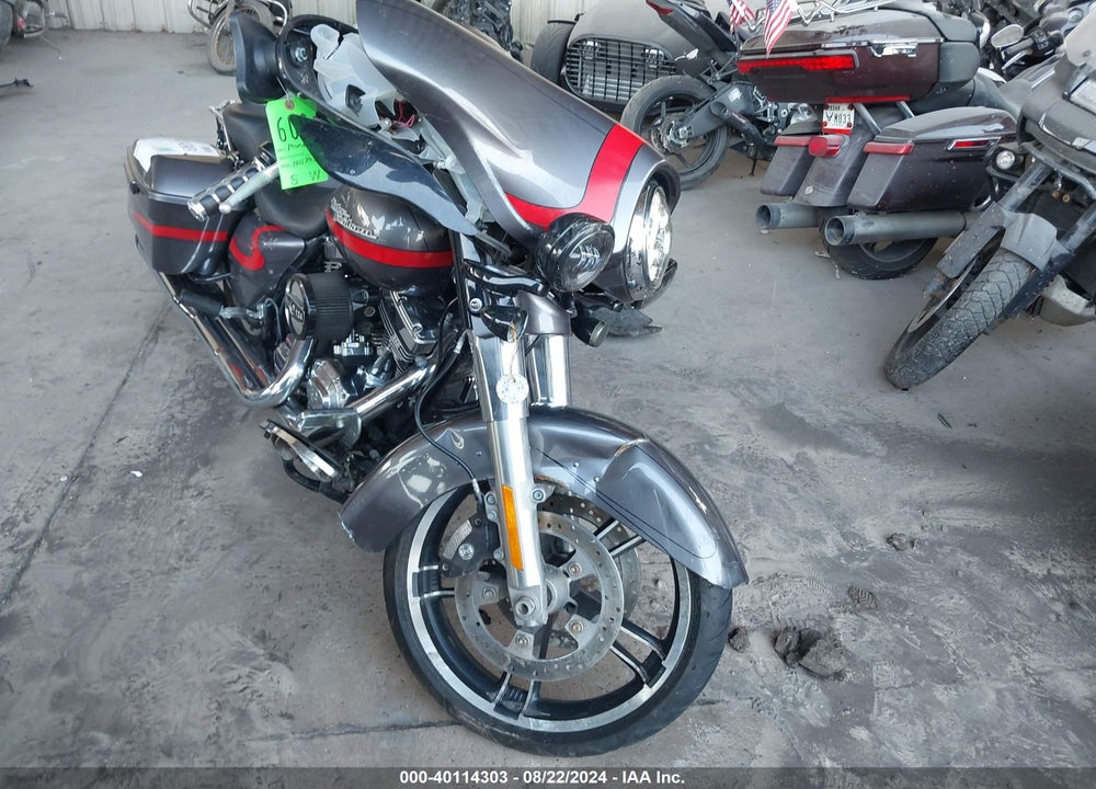 2014 HARLEY-DAVIDSON FLHXS VIN: 1HD1KRM1XEB677198