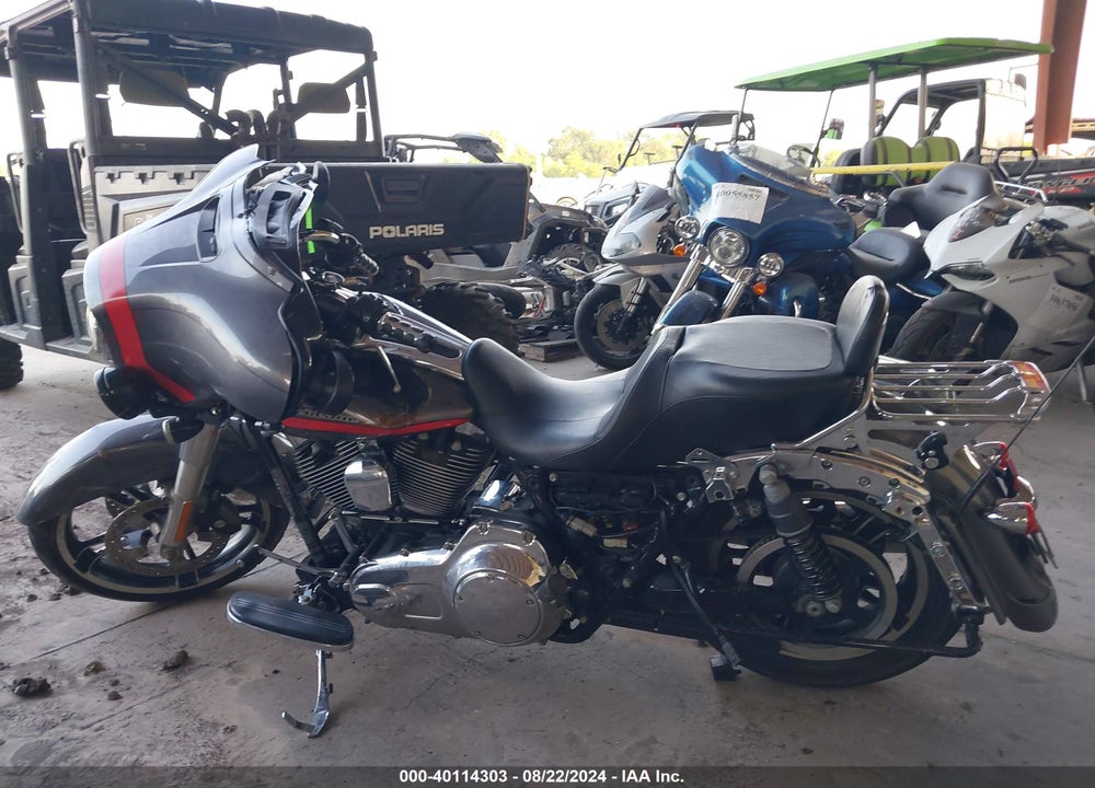 2014 HARLEY-DAVIDSON FLHXS VIN: 1HD1KRM1XEB677198