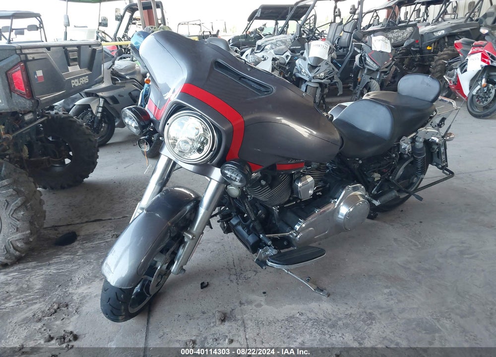 2014 HARLEY-DAVIDSON FLHXS VIN: 1HD1KRM1XEB677198
