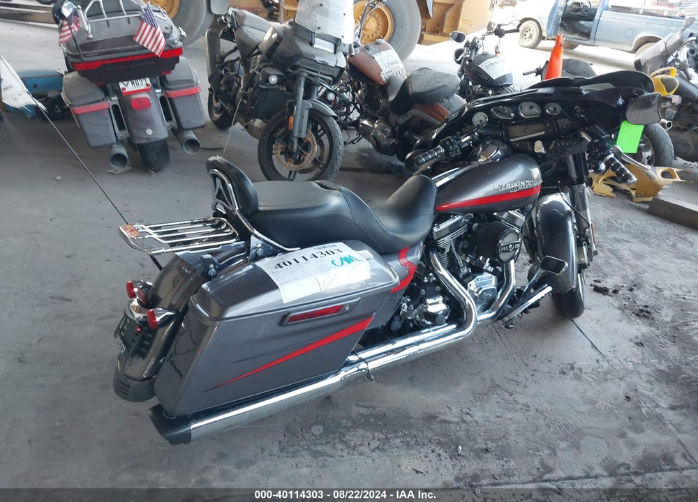 2014 HARLEY-DAVIDSON FLHXS VIN: 1HD1KRM1XEB677198