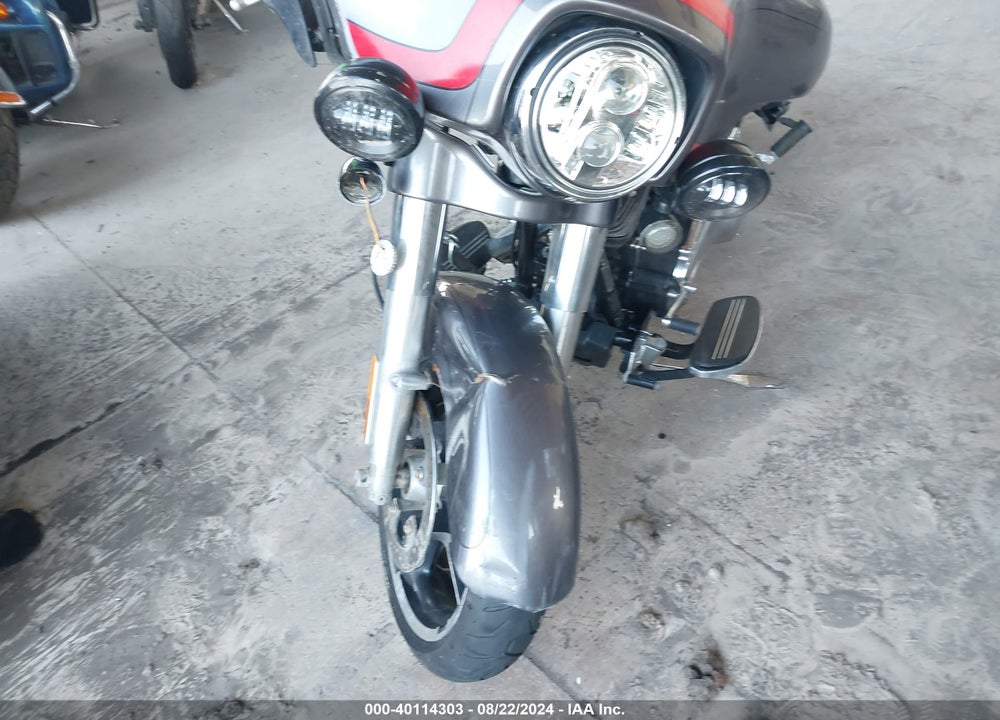 2014 HARLEY-DAVIDSON FLHXS VIN: 1HD1KRM1XEB677198