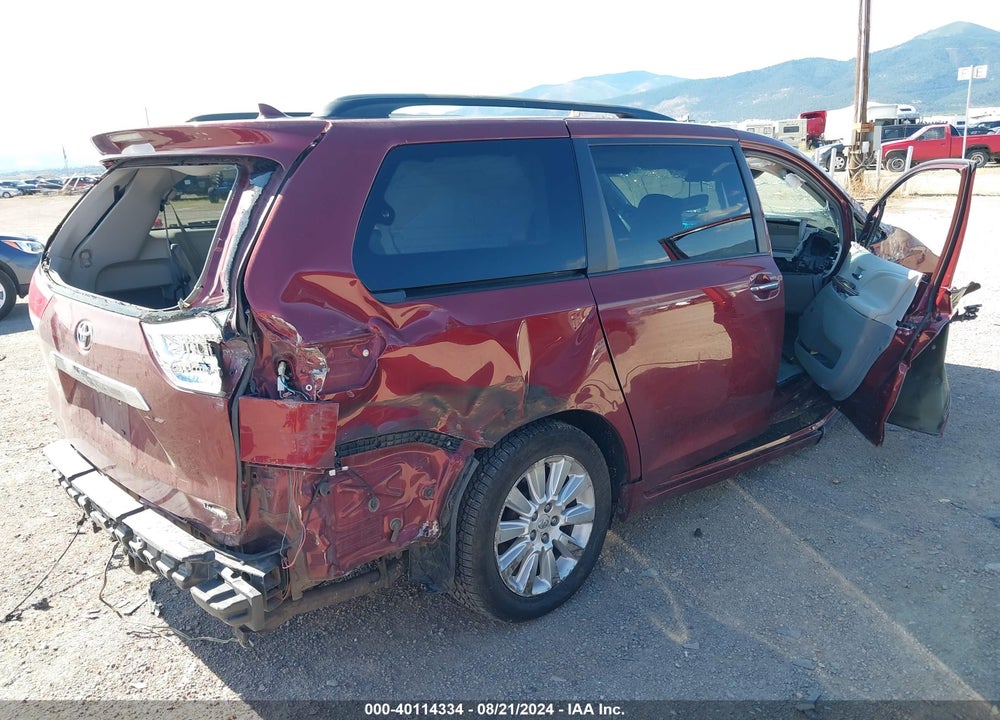2011 TOYOTA SIENNA LIMITED VIN: 5TDDK3DC5BS024134