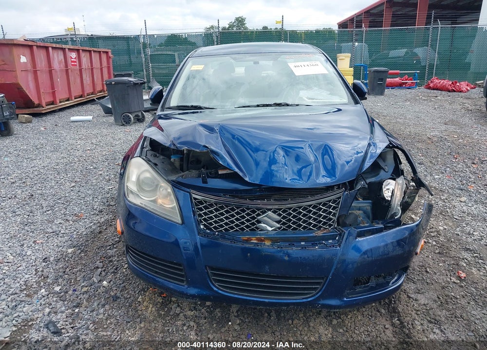 2010 SUZUKI KIZASHI VIN: JS2RE9A31A6100165