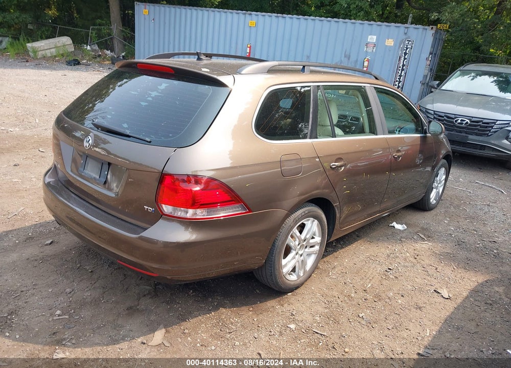 2014 VOLKSWAGEN JETTA SPORTWAGEN 2.0L TDI VIN: 3VWPL7AJ1EM600730