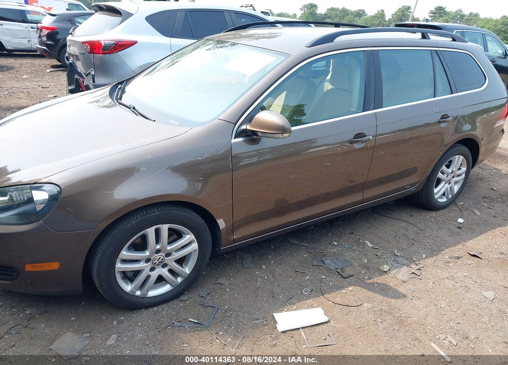 2014 VOLKSWAGEN JETTA SPORTWAGEN 2.0L TDI VIN: 3VWPL7AJ1EM600730