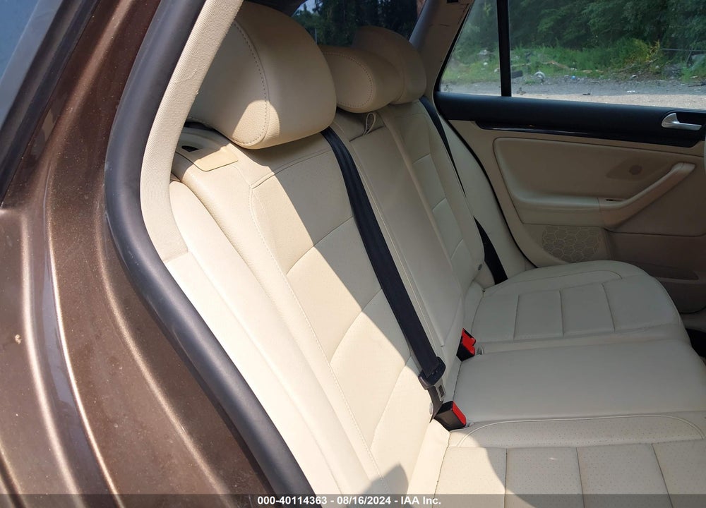 2014 VOLKSWAGEN JETTA SPORTWAGEN 2.0L TDI VIN: 3VWPL7AJ1EM600730