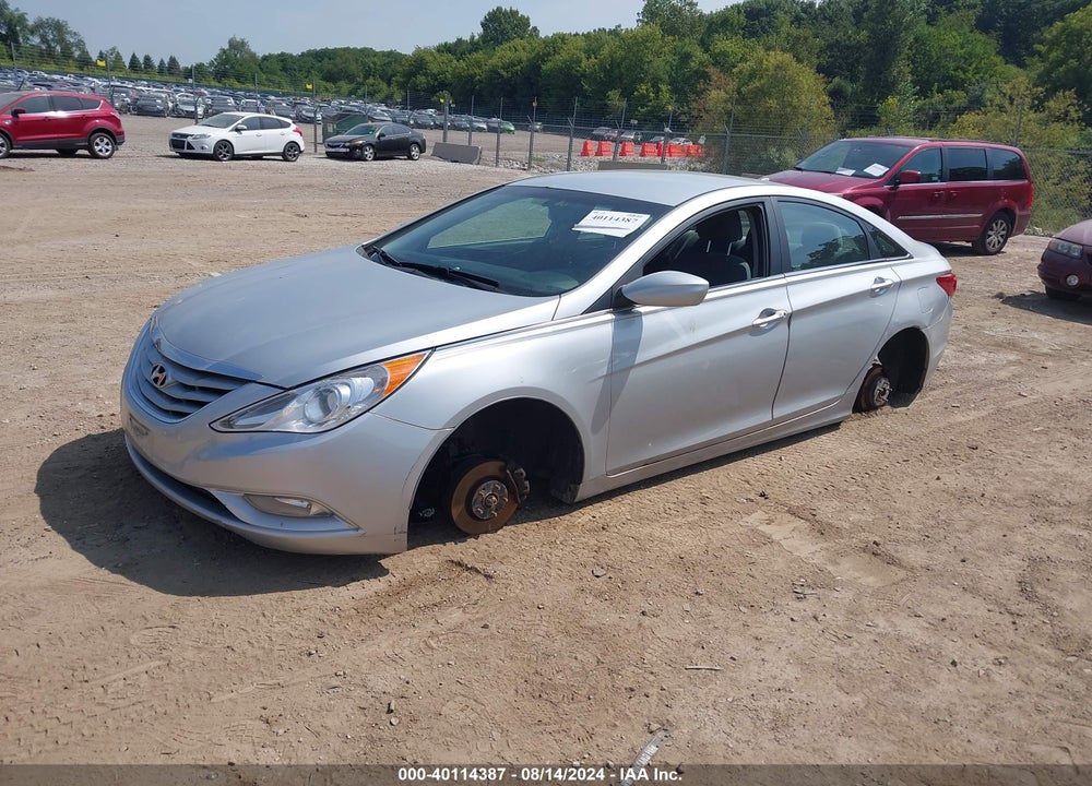 2013 HYUNDAI SONATA GLS VIN: 5NPEB4AC7DH766610
