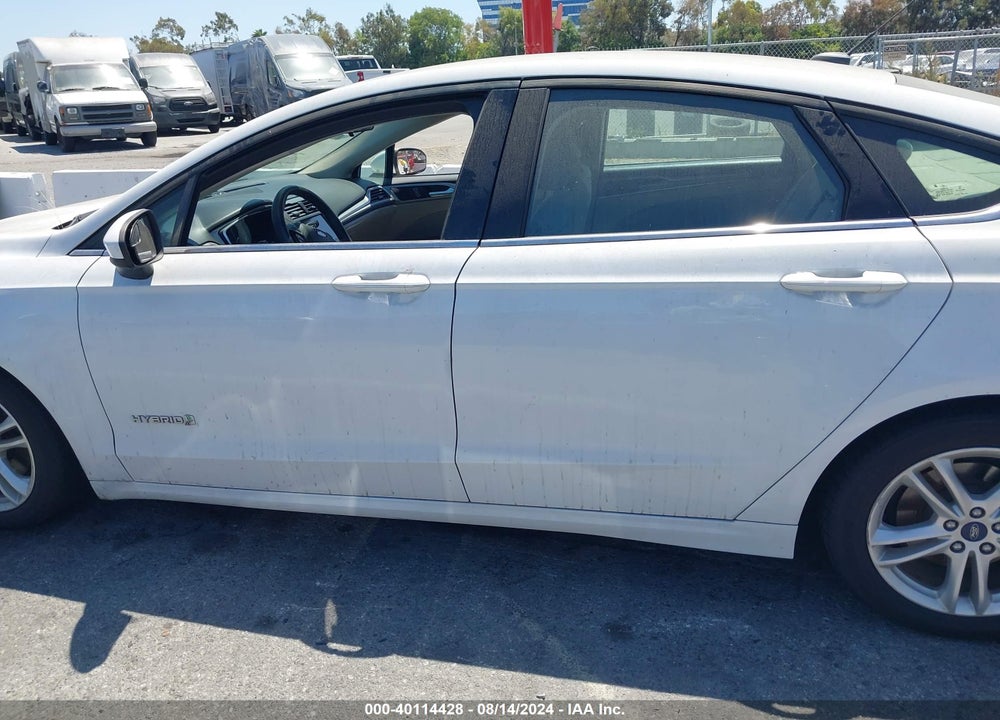 2018 FORD FUSION HYBRID SE VIN: 3FA6P0LU4JR136675