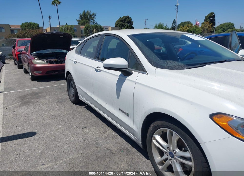 2018 FORD FUSION HYBRID SE VIN: 3FA6P0LU4JR136675