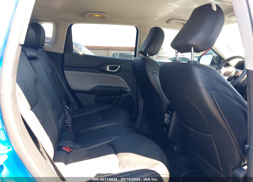 2022 JEEP COMPASS LATITUDE FWD VIN: 3C4NJCBB8NT104068