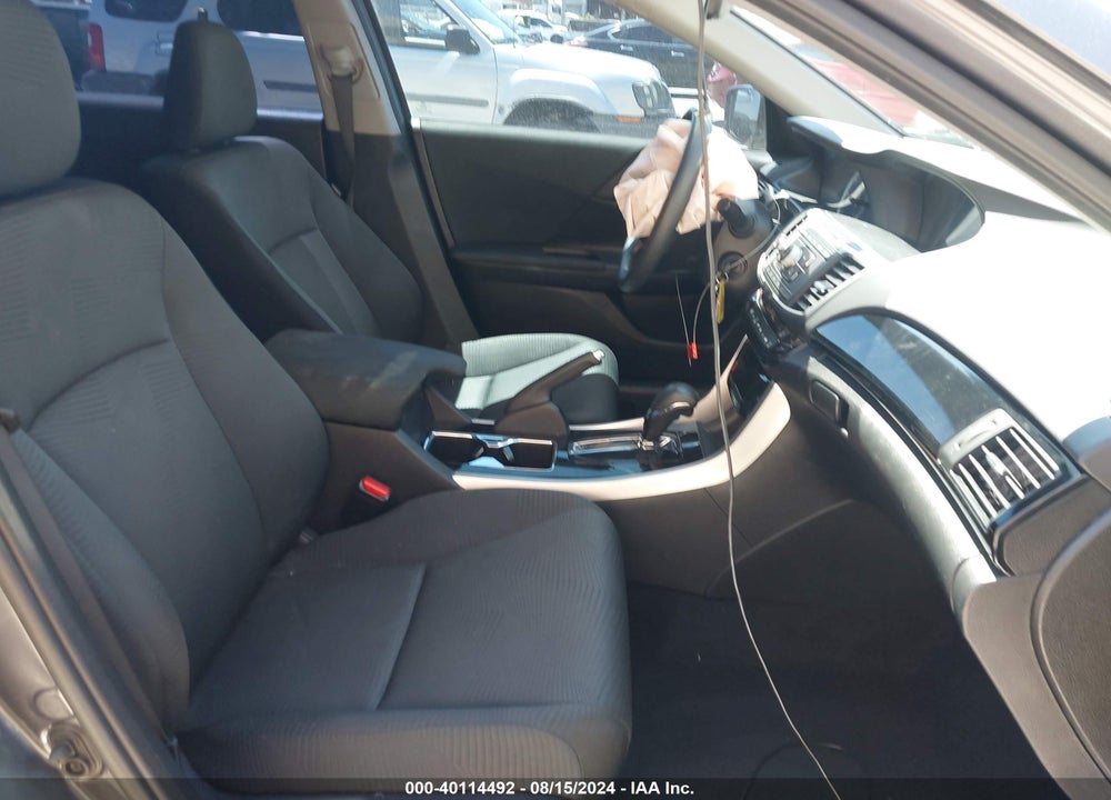 2017 HONDA ACCORD LX VIN: 1HGCR2F35HA184083