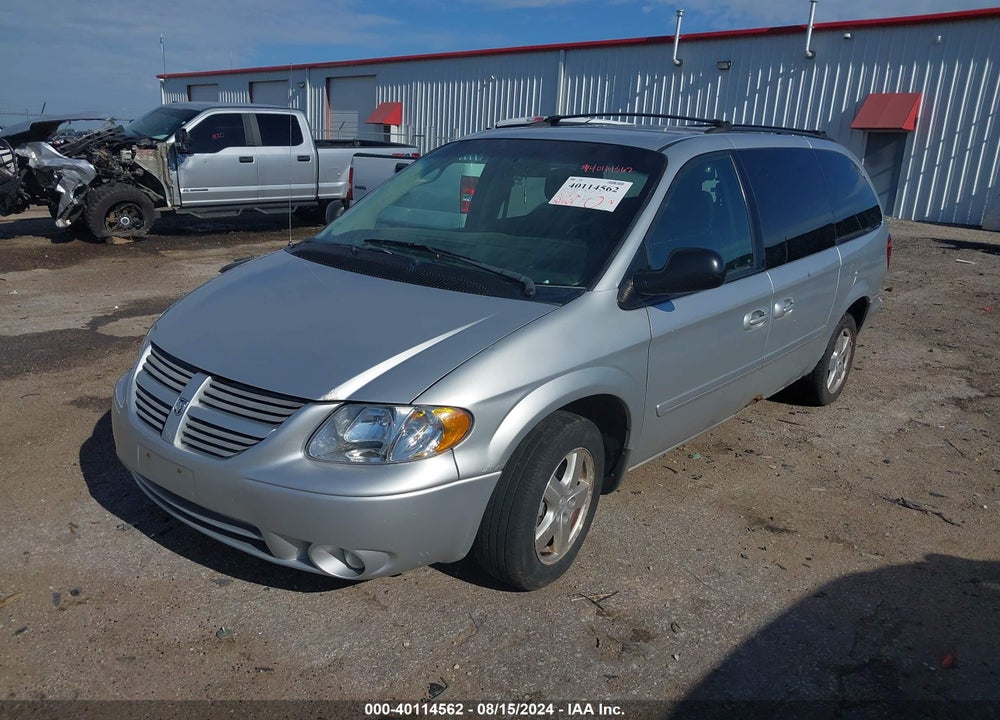 2006 DODGE GRAND CARAVAN VIN: 2D4GP44L56R835227