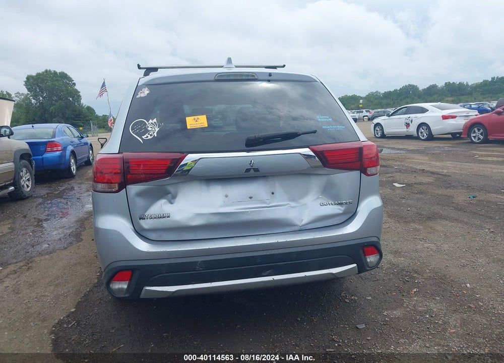 2017 MITSUBISHI OUTLANDER ES VIN: JA4AD2A33HZ024372