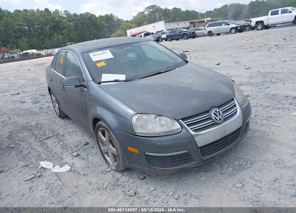 2010 VOLKSWAGEN JETTA TDI VIN: 3VWRL7AJ2AM116925