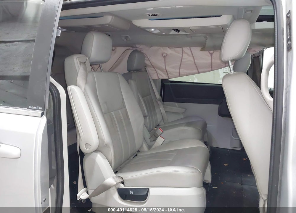 2010 DODGE GRAND CARAVAN SXT VIN: 2D4RN5DX7AR175000
