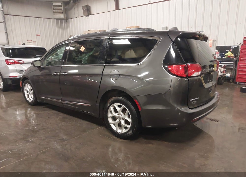 2017 CHRYSLER PACIFICA TOURING L PLUS VIN: 2C4RC1EG8HR507823