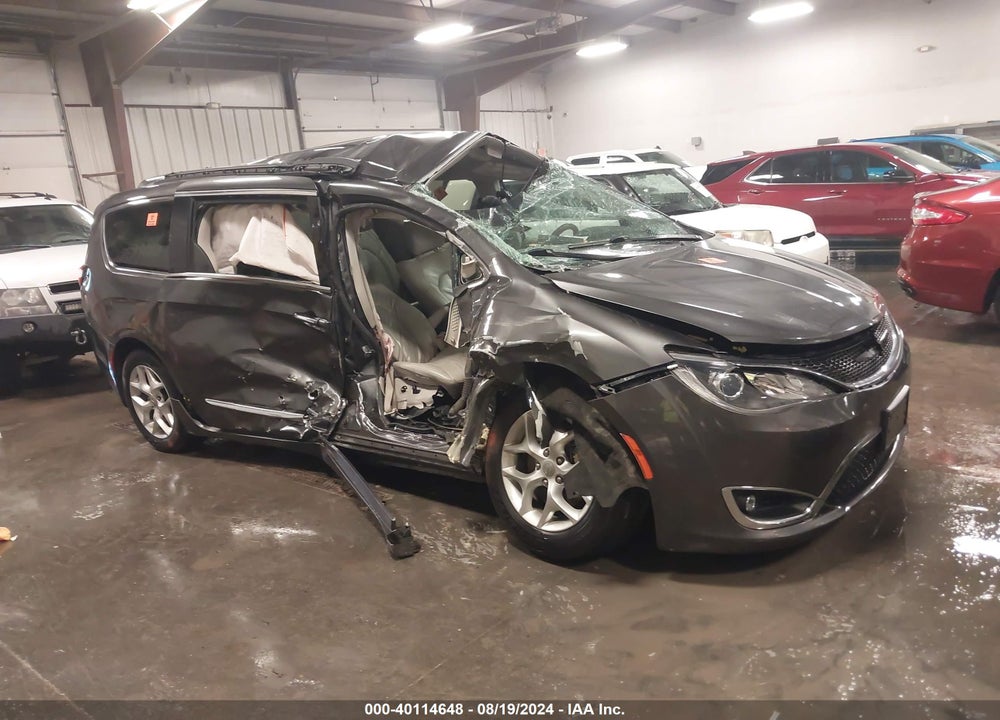 2017 CHRYSLER PACIFICA TOURING L PLUS VIN: 2C4RC1EG8HR507823