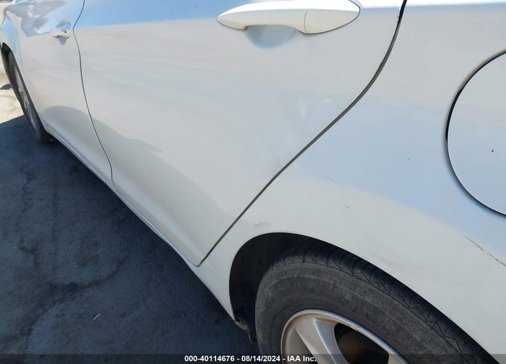 2015 HYUNDAI ELANTRA SE VIN: 5NPDH4AE0FH552914