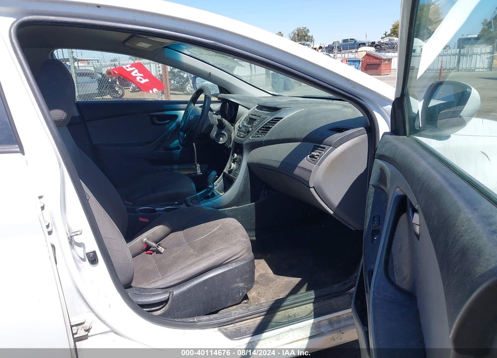 2015 HYUNDAI ELANTRA SE VIN: 5NPDH4AE0FH552914